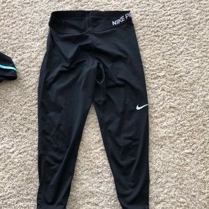 Nike pro leggings
